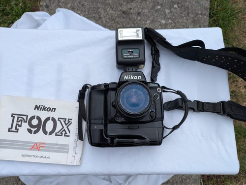 Nikon f90x 35mm - film, +