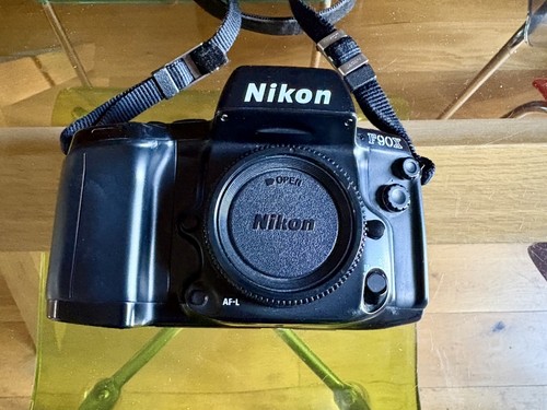 Nikon f90x 35mm slr - nikon,