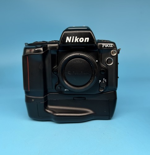 Nikon f90x 35mm slr film - nikon,